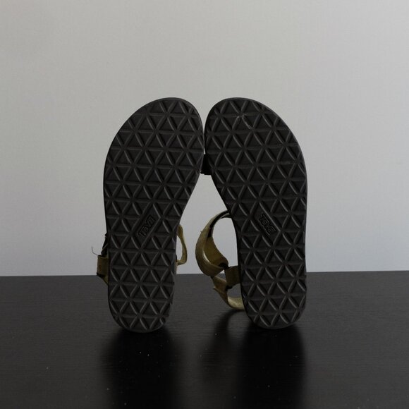 Teva Platform Sandals – Mint Green with Daisy Detail | Women’s Size 8 - Picture 7 of 7